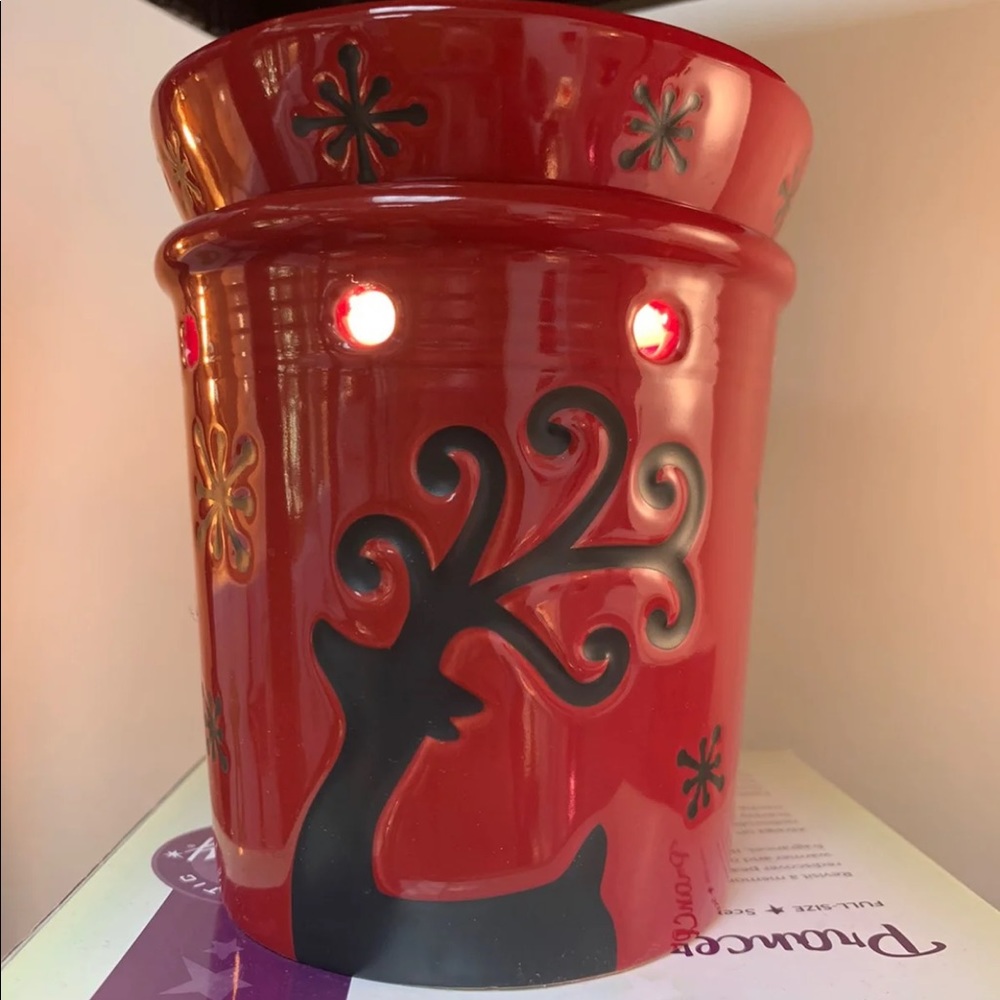 Scentsy Prancer 🦌